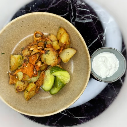 Грибы жаренные с картофелем